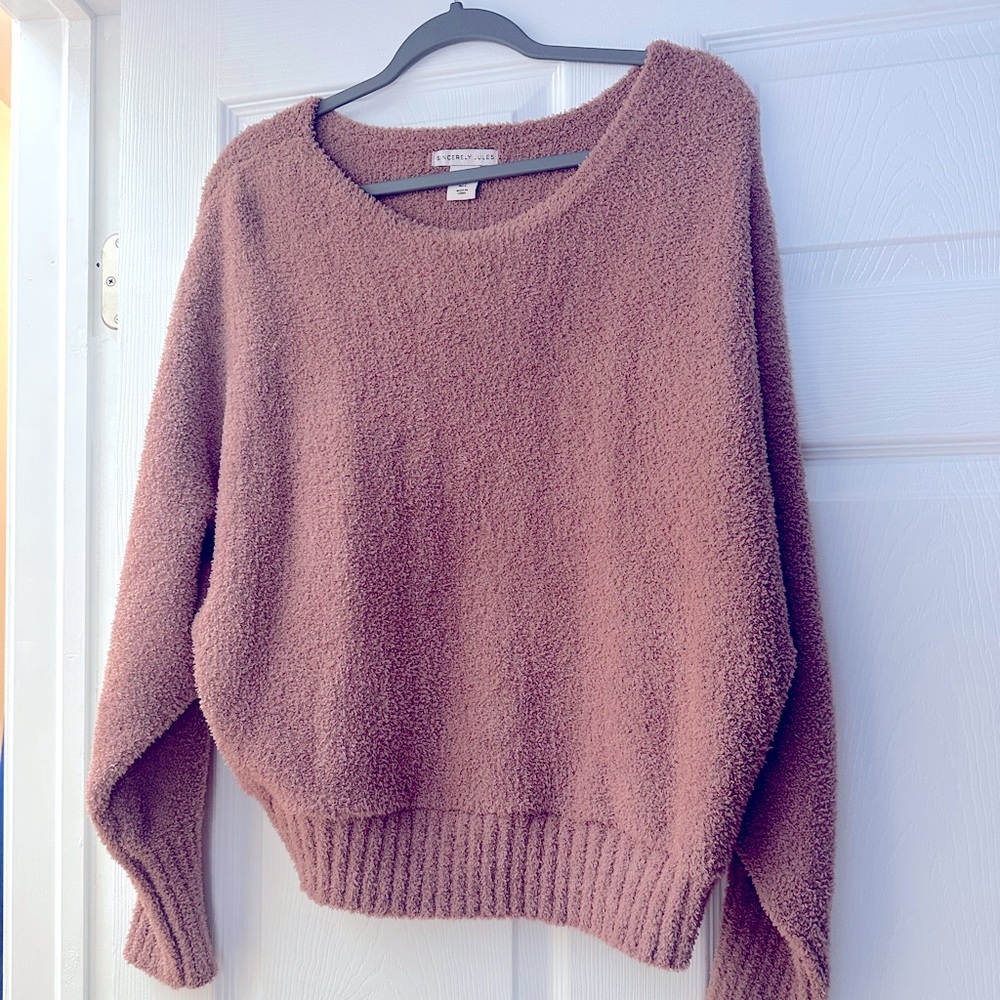 Sincerely Jules fuzzy pink crop top